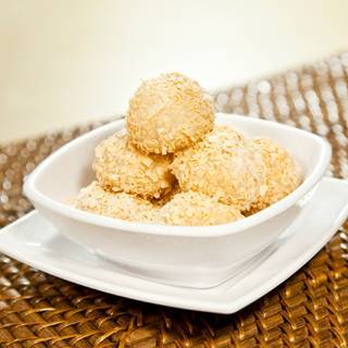 Sesame Glutinous Balls (L) 芝麻糯米球 (大)